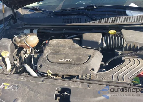 2017 Chrysler Pacifica Touring-L z USA, uszkodzony, nr VIN 2C4RC1BG6HR805243